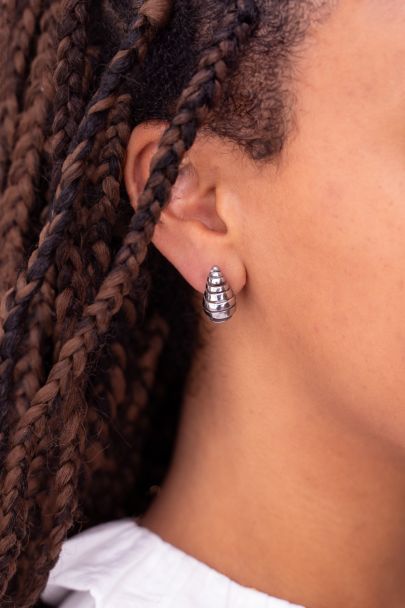 Earrings with open texture
