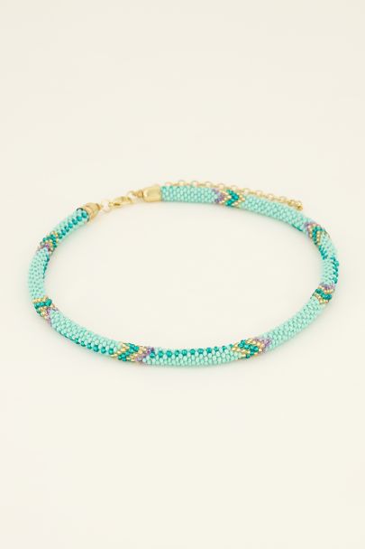 Gekleurde kralen ketting