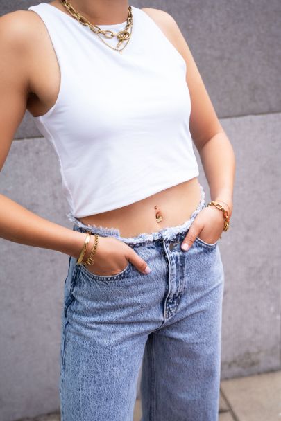 Butterfly navel piercing