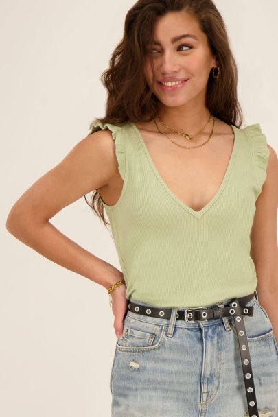 Olijfgroene top met ruffle mouw