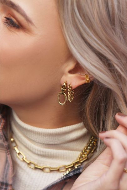 Long chain earrings