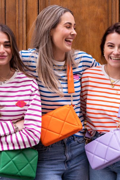 Oranje gewatteerde schoudertas