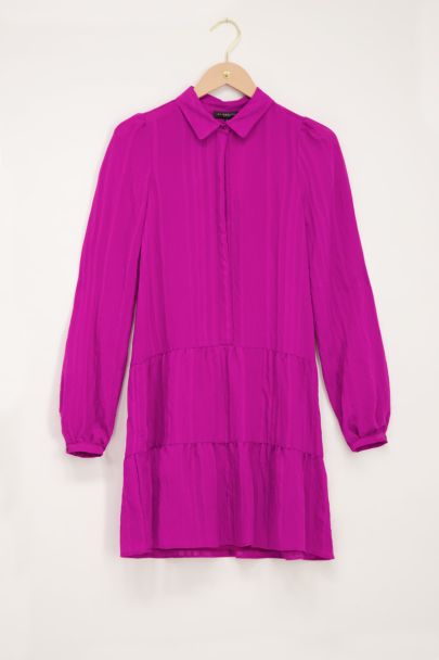 Robe chemise violette à structure verticale