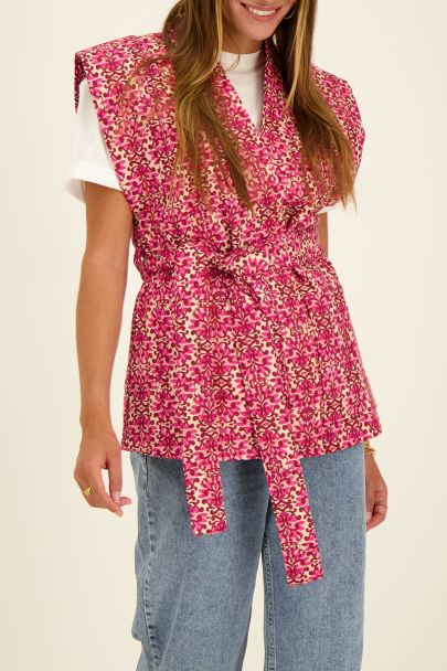 Roze gilet met print & gekleurde stiksels