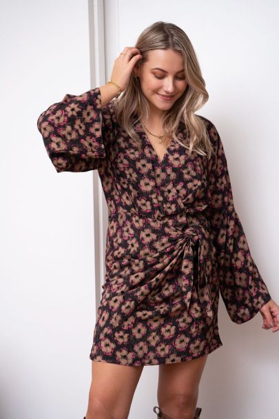 Robe noire à imprimé floral marron et détail nœud