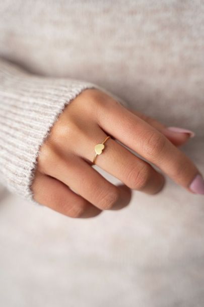 Ring with small heart