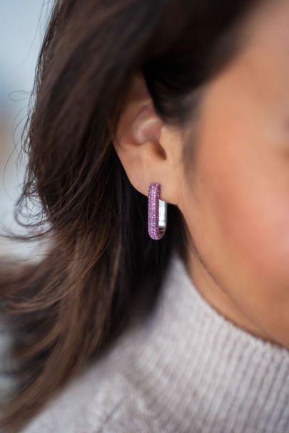 Rectangular earrings with pink rhinestones
