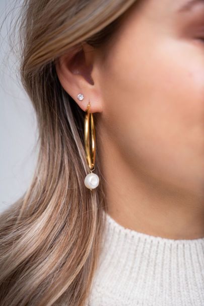 Hoop earrings with Pure Love charm