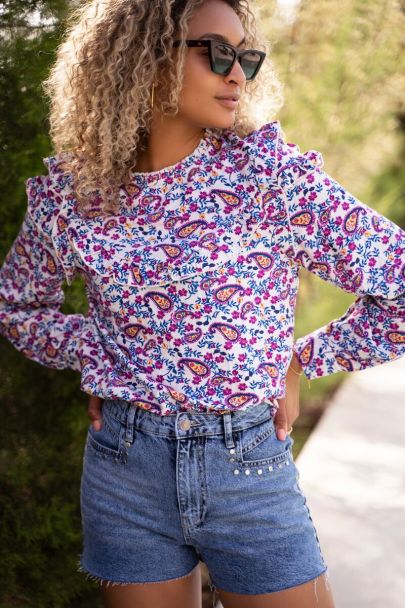 Top blanc motif cachemire