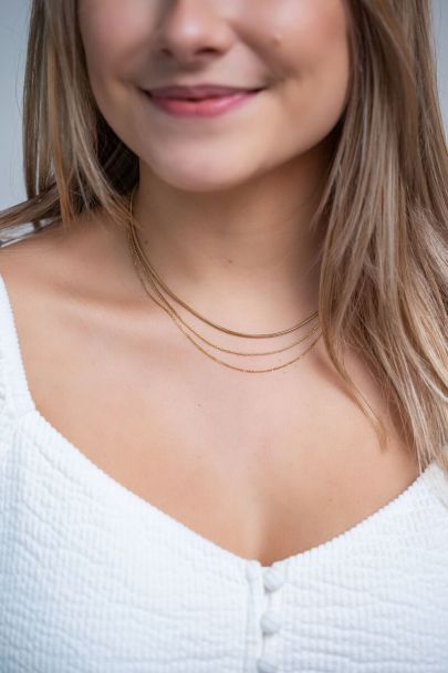 Triple chain minimalist necklace