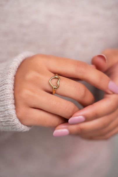 Shapes Ring mit offenem Herz
