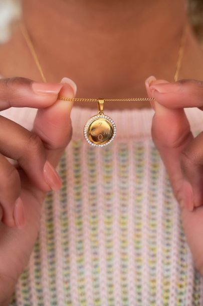 Atelier short necklace with round rhinestone charm