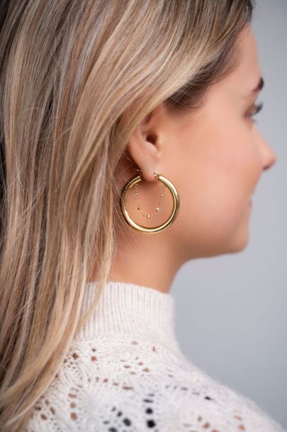 Chain earrings with rhinestones