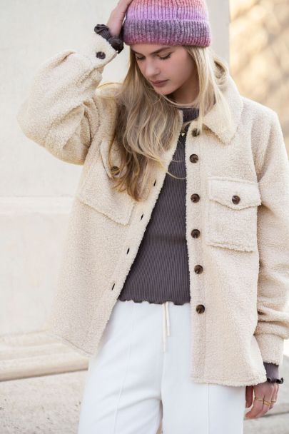 Beige Teddyjacke mit Knöpfen