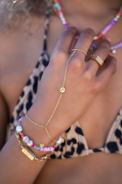 Bracelet with hoop and flower rhinestone