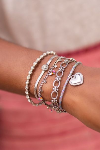 Bangle with round rhinestones