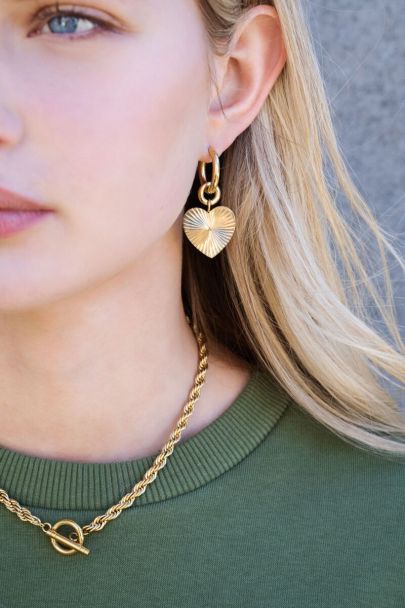 Hoop earrings with heart charm