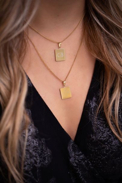 Atelier lange ketting met vierkante bedel