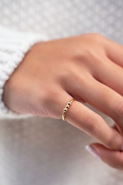 Mini Pinky Signet Ring – STONE AND STRAND