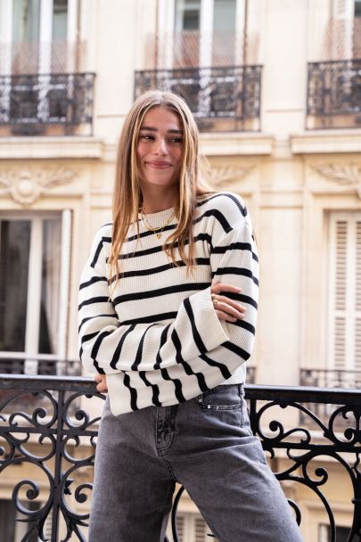 Striped top with loose sleeves