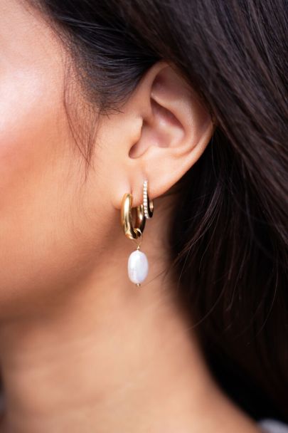 Hoop earrings with rhinestones