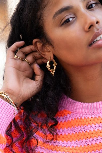 Round chunky hoop earrings