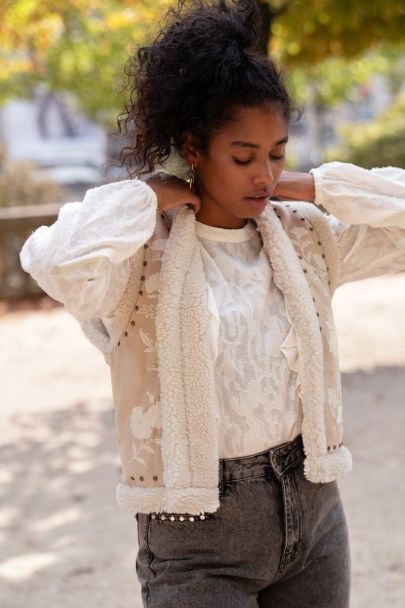 Veste sans manches beige en teddy et broderies