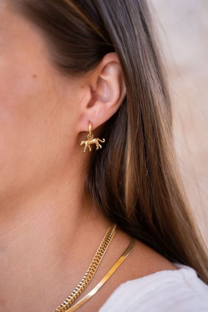 Hoop earrings with leopard charm