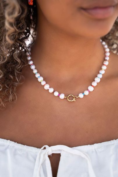 Parelketting met gekleurde kralen & slotje