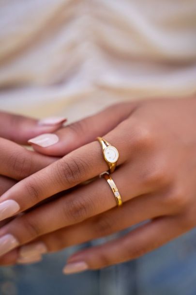 Ring with pearl smiley face