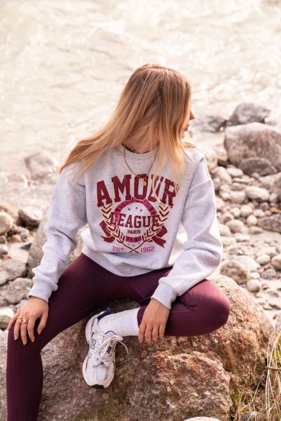 Graues Sweatshirt "Amour"