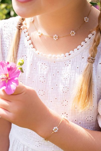 Children’s gift box with floral necklace & bracelet