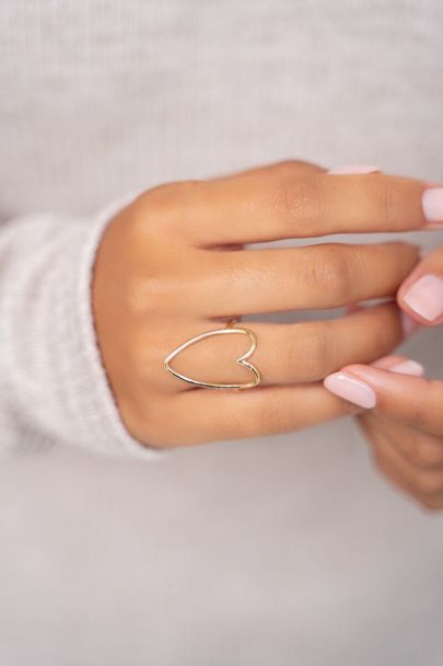 Open heart ring