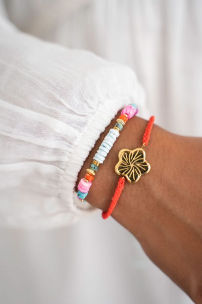 Blaues Art-Kordelarmband mit Perlen