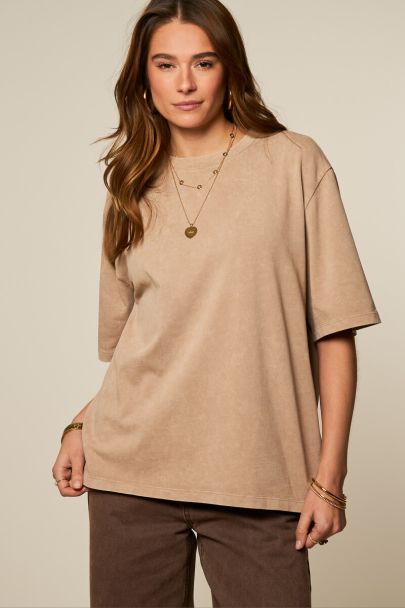 Beige basic T-shirt met acid wash