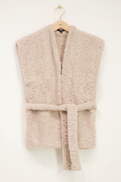 Beige Teddy-Weste mit Gürtel