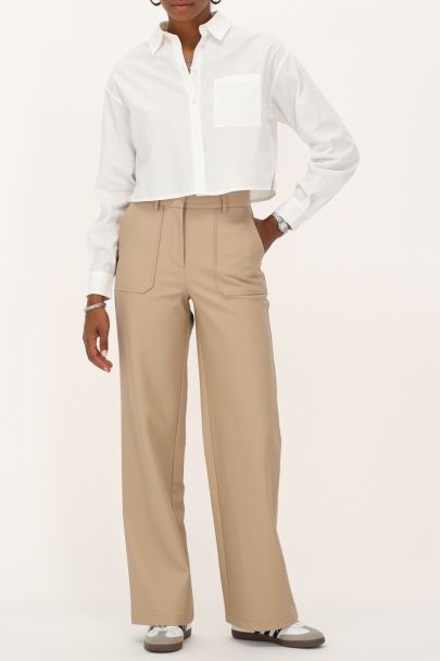 Beige leather look trousers with pockets