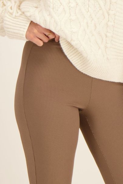 Pantalon flared marron à fente