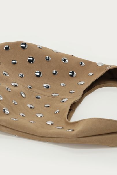 Beige schoudertas met grote studs