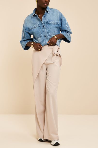 Pantalon large beige asymétrique