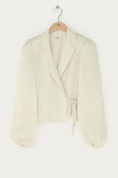 Top cache-cœur beige satiné à manches longues