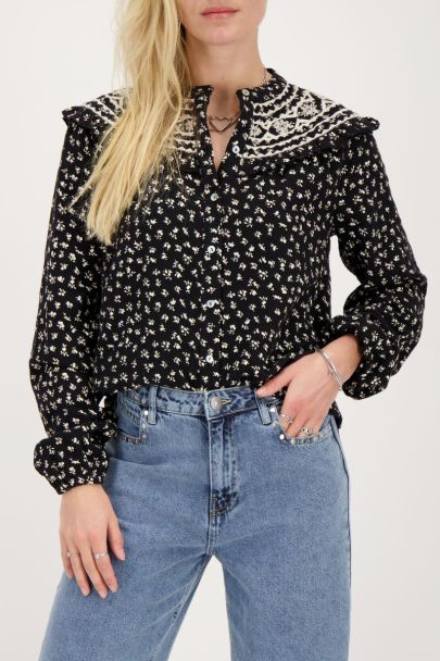 Zwarte blouse met bloemen en embroidery