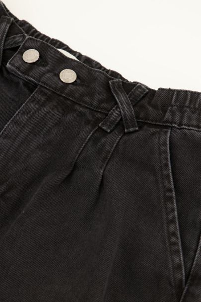 Zwarte jeans met carrot fit