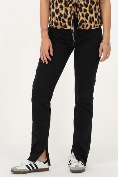 Black jeans with split