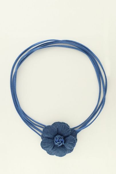 Blauer Kordel-Choker mit Denim-Blume