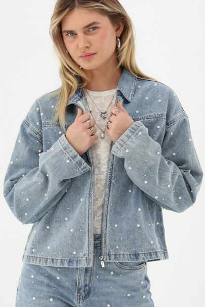 Blauw denim jacket met imitatieparels en strass