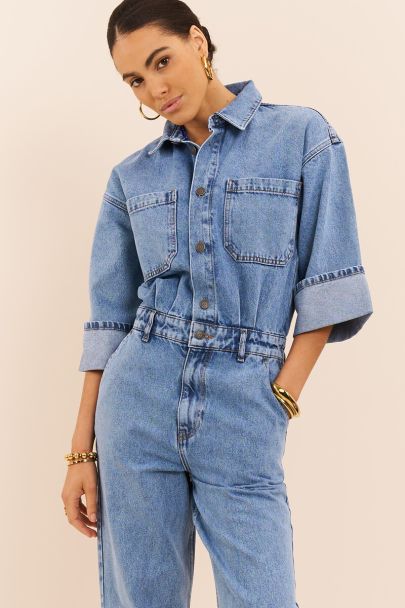 Blauwe denim jumpsuit met omslag