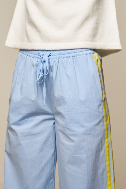 Blauwe wide leg broek met contrast streep