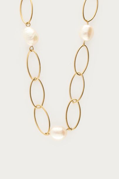 Bold chain necklace with freshwater pearls