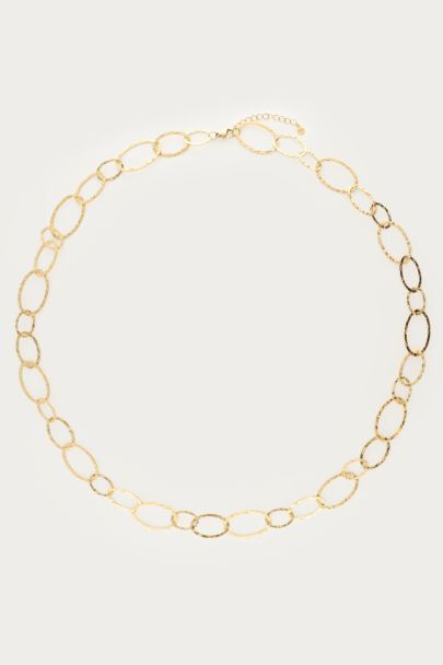 Bold lange Kette mit ovalen Gliedern, gehämmert